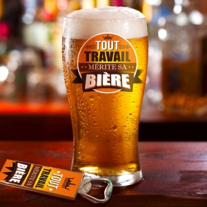  TOUT TRAVAIL