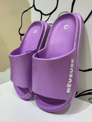 Reveuse lila