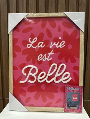  LA VIE EST BELL